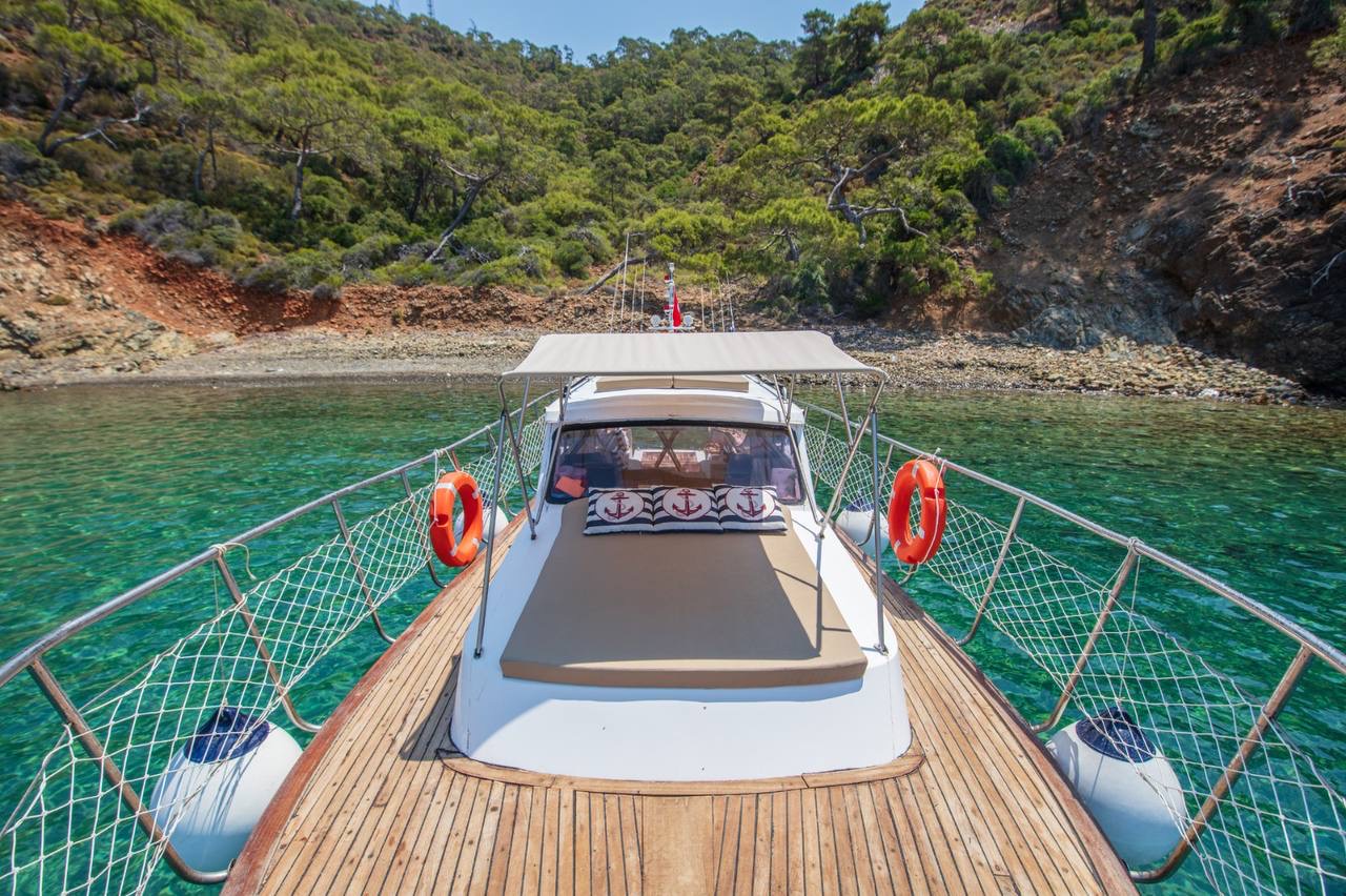 Fethiye'den Özel Yatla Adalar Turu ve Balık Avı