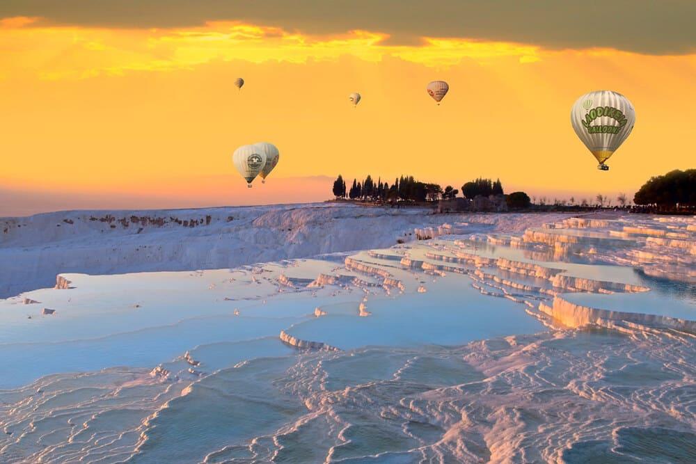 Hot Air Balloon in Pamukkale