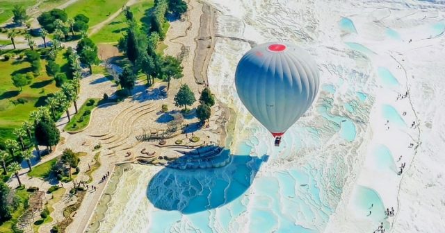 Hot Air Balloon in Pamukkale